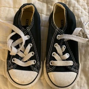 Toddler size 6 Converse All Stars